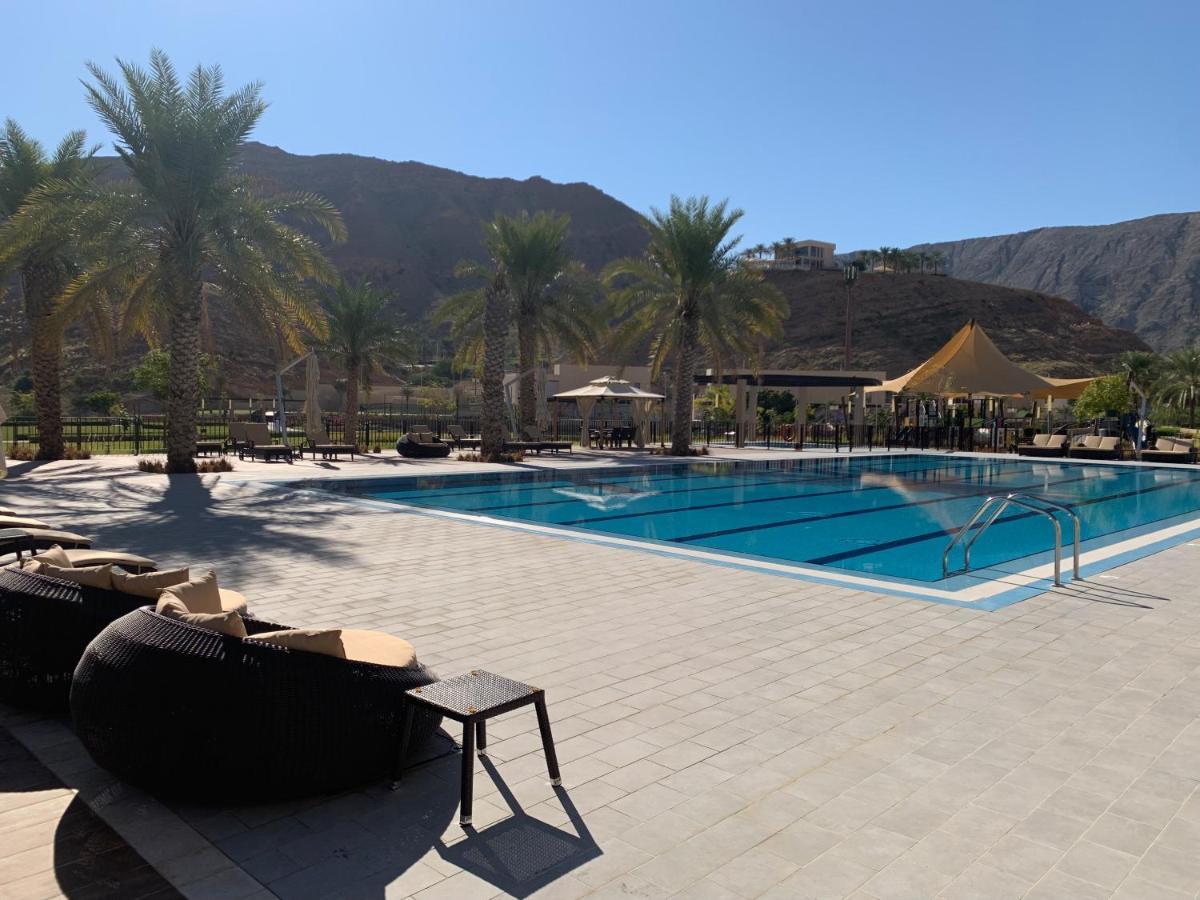 Stylish With A Jacuzzi Muscat